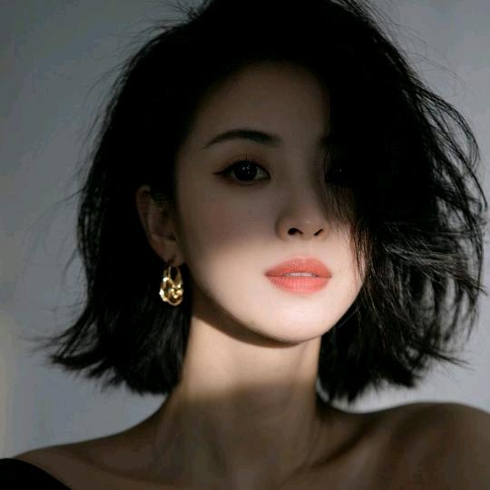 燃烧的心💕ঞ᭄♡ ♌