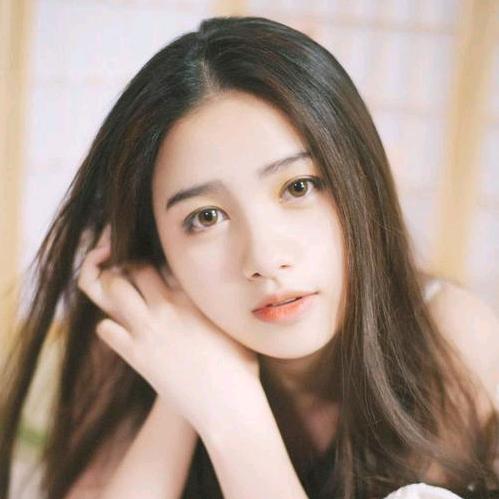 点点果果踢足球