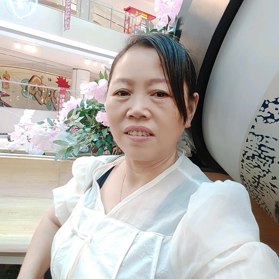 幸福的小谭