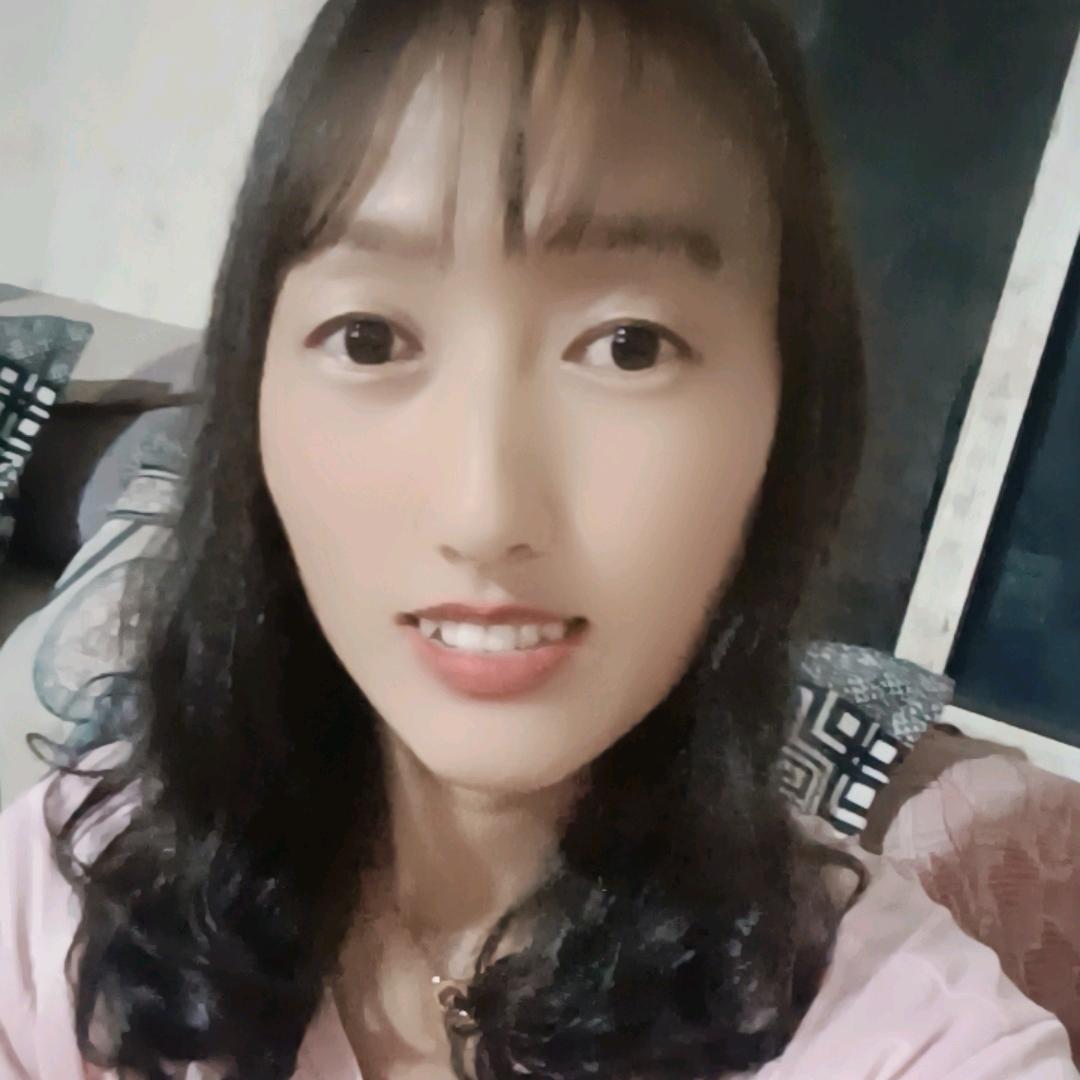 爱哭包