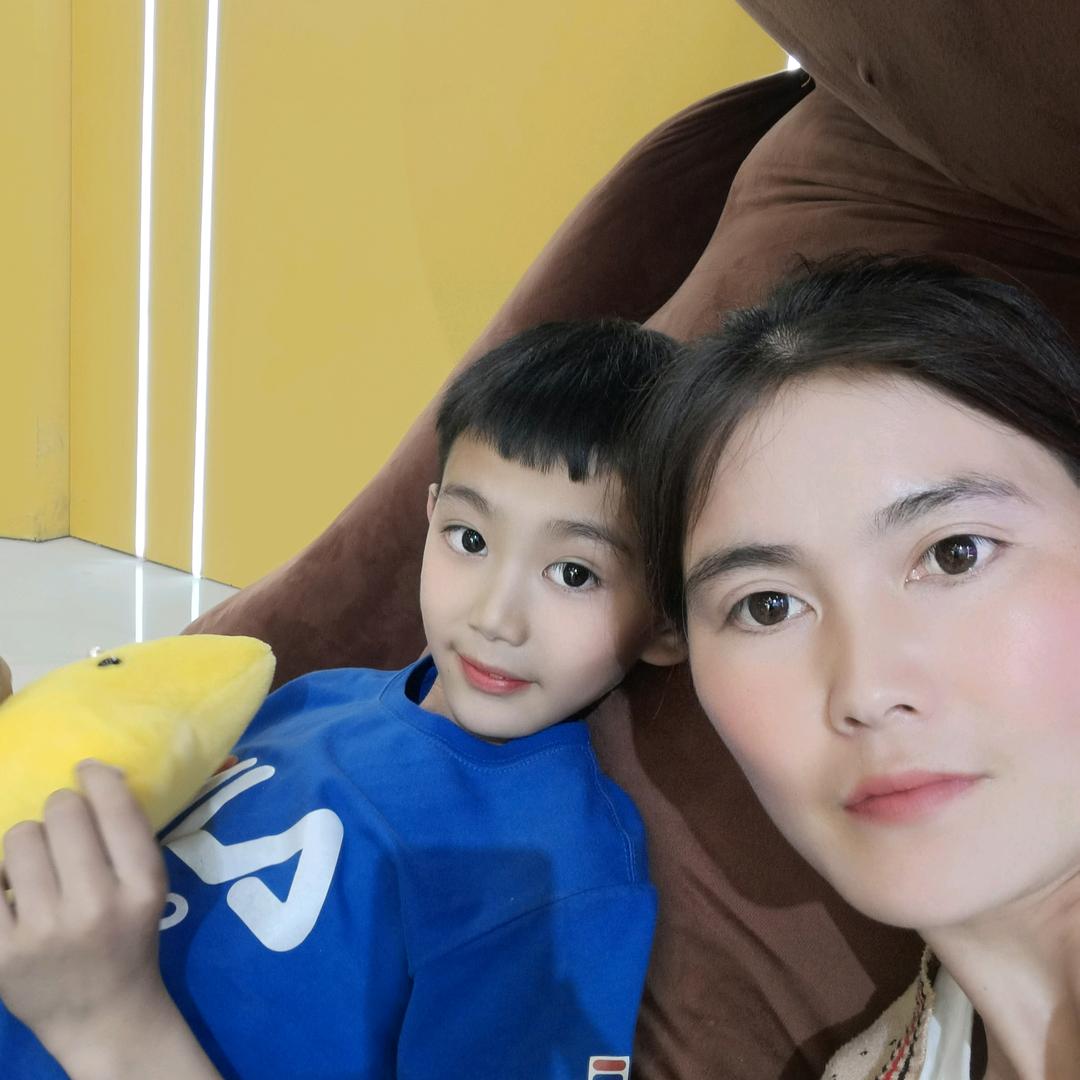 良浩脚垫厂贴膜（黄金甲）