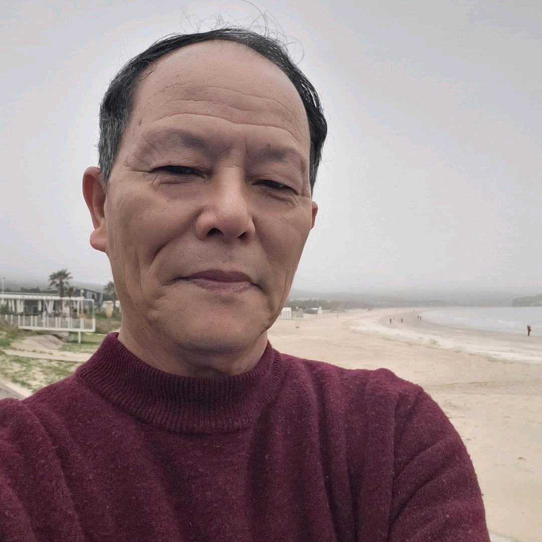 金卡哥:自媒体