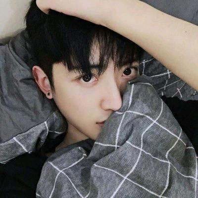 凡尘华少