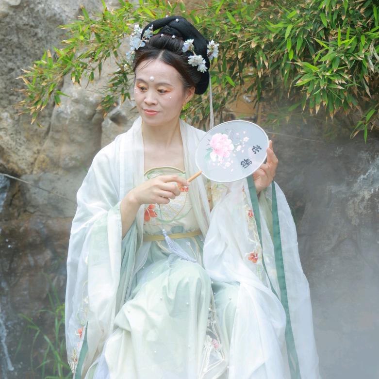 小莉@首播早上5:10