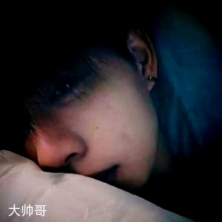 大帅哥  xaxko