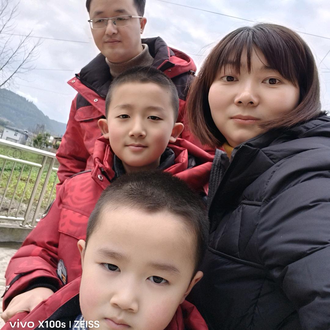 傅家俩小子