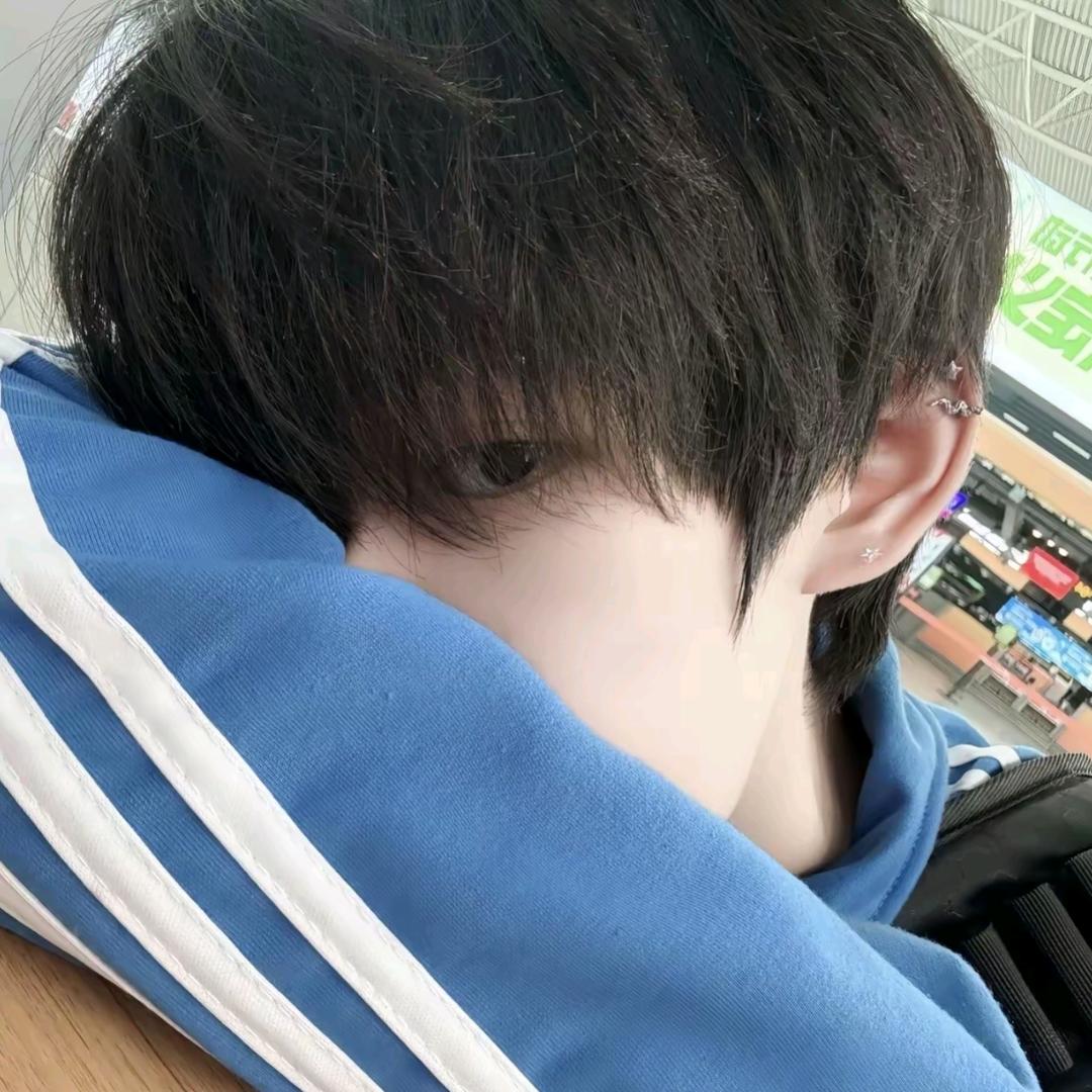 小鑫 ￴￴￴ ￴￴ ￴