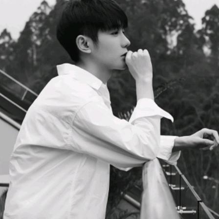 难走的路从不拥挤🐳