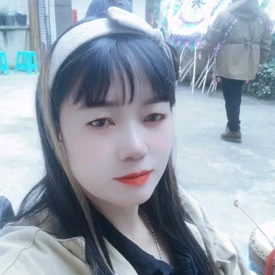 周琴