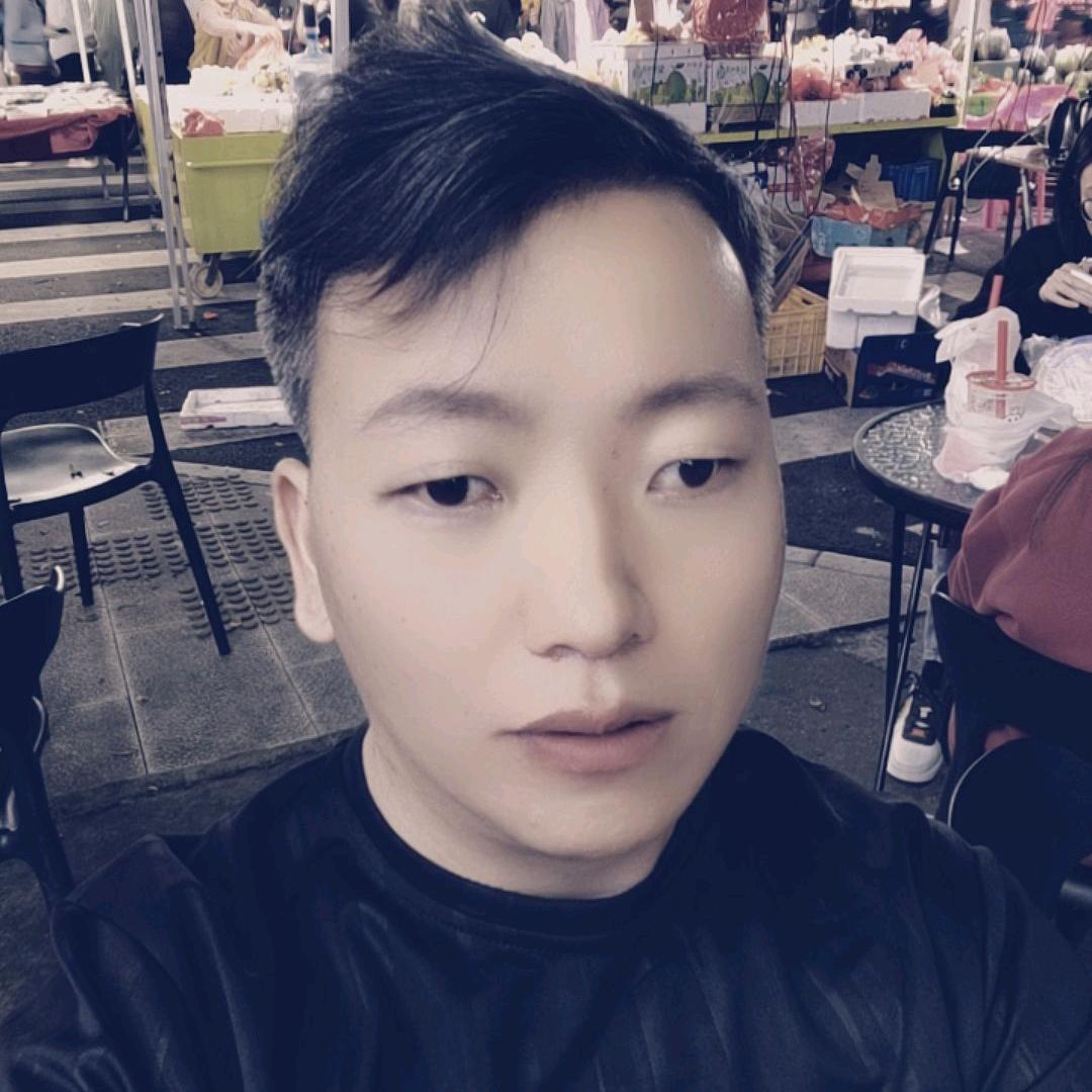 硪系欢妳😘😘