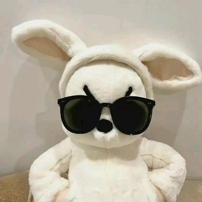 𝓜𝓸𝓷𝓪𝓻𝓬𝓱.🧸