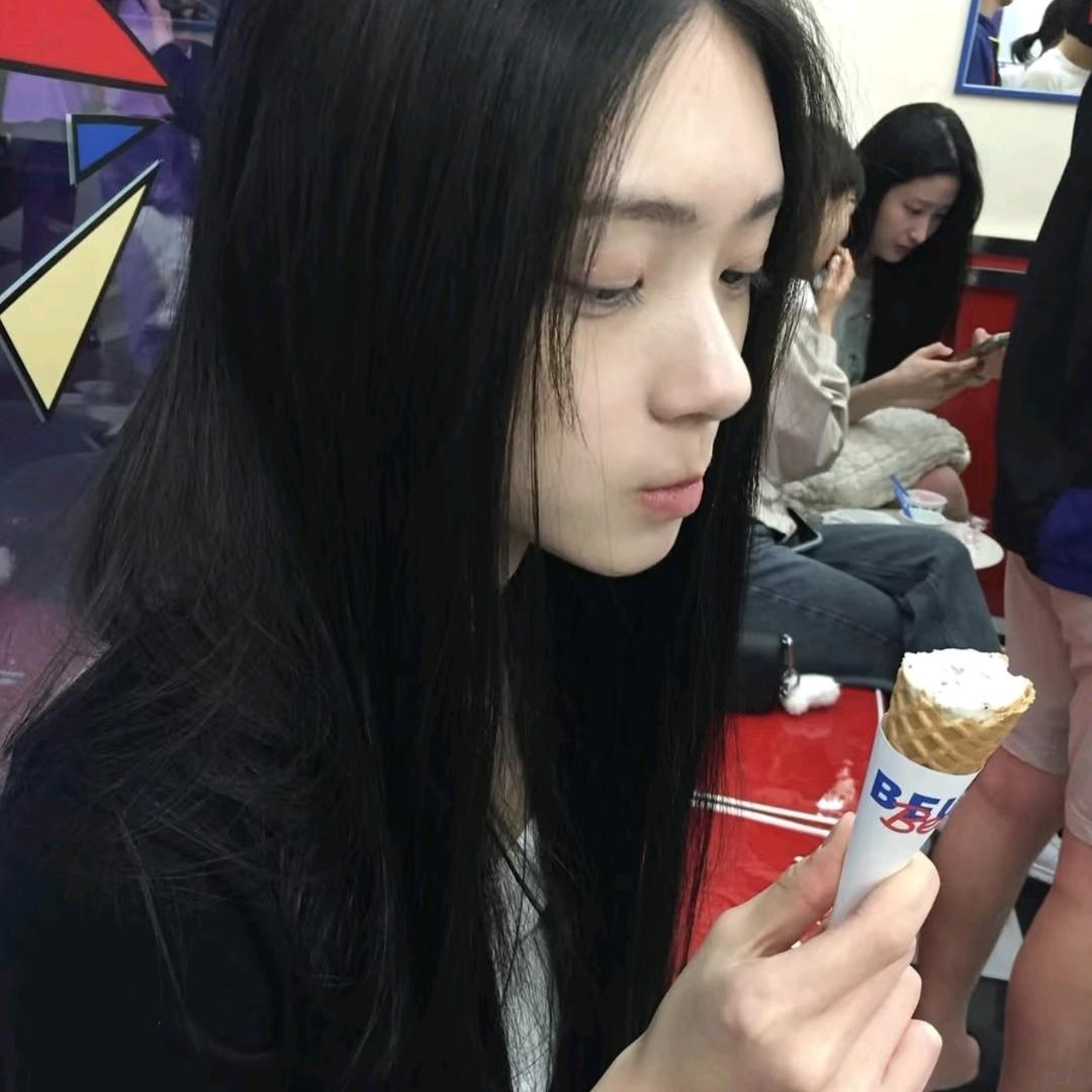 睫毛在失眠