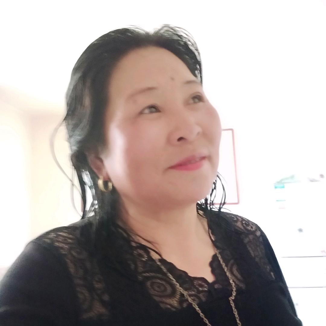 爱的魔力转圈圈。