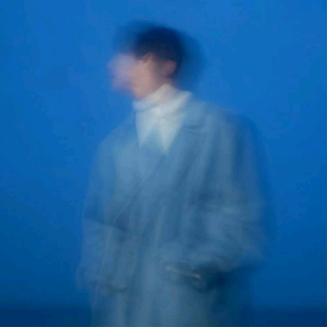 徐明浩.