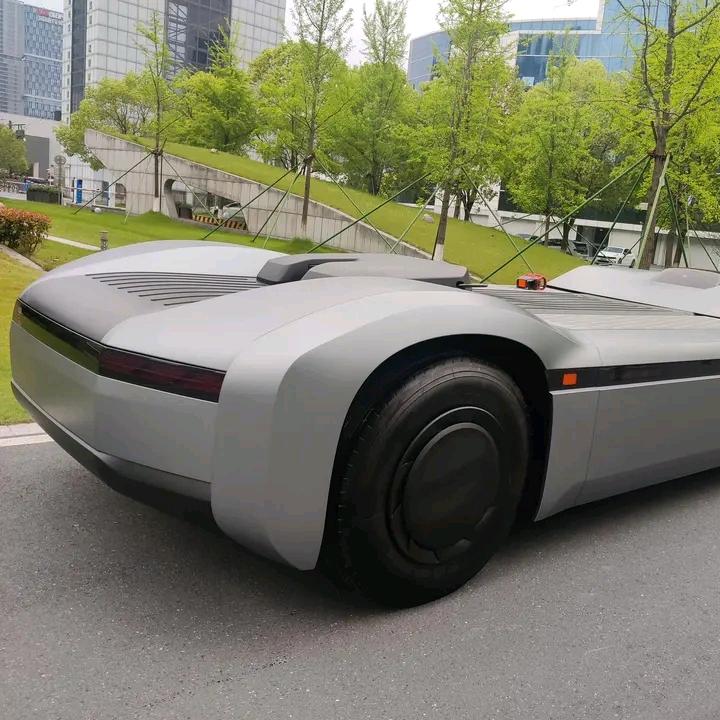 理想映现实