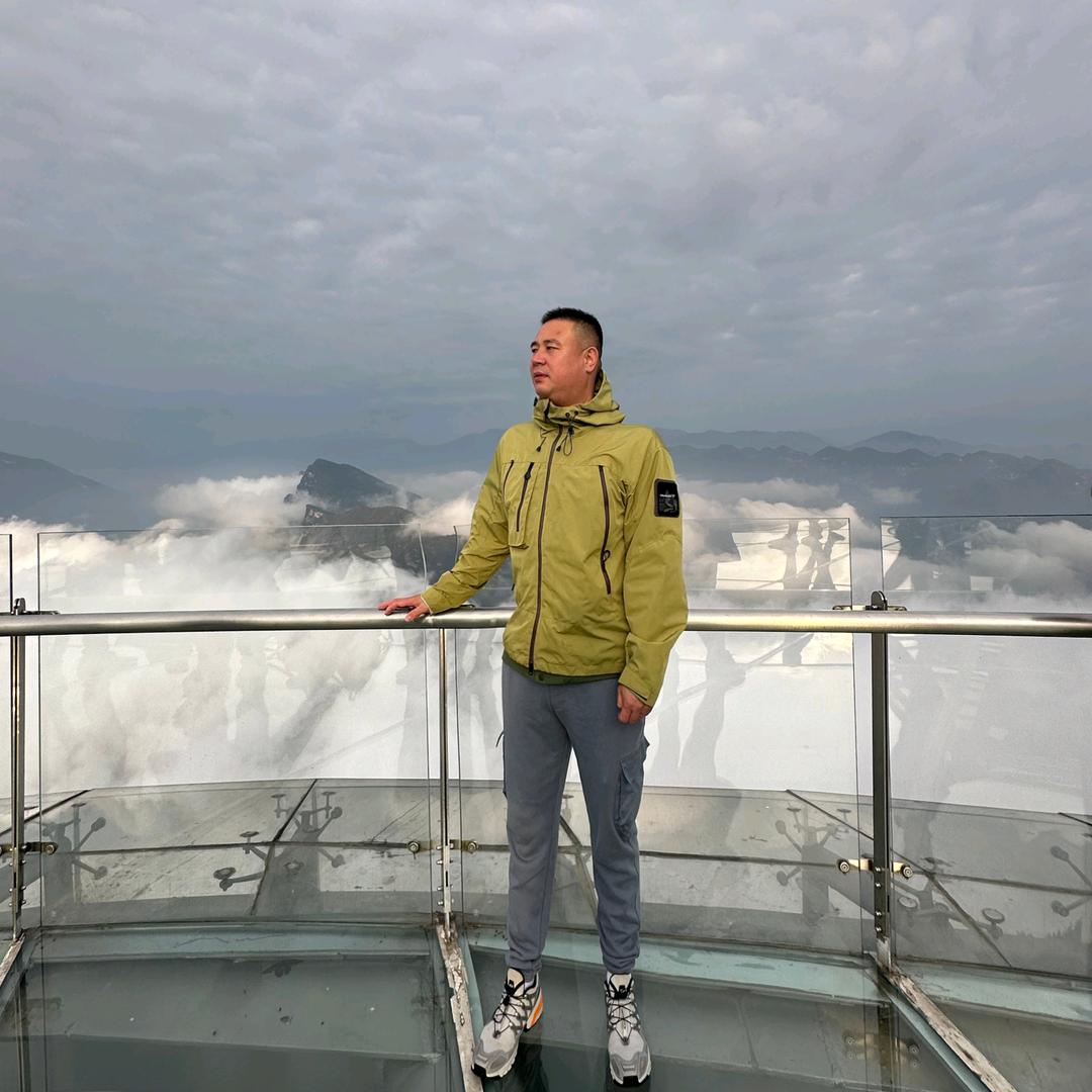 在草原创业辉哥（紫濛牧场）