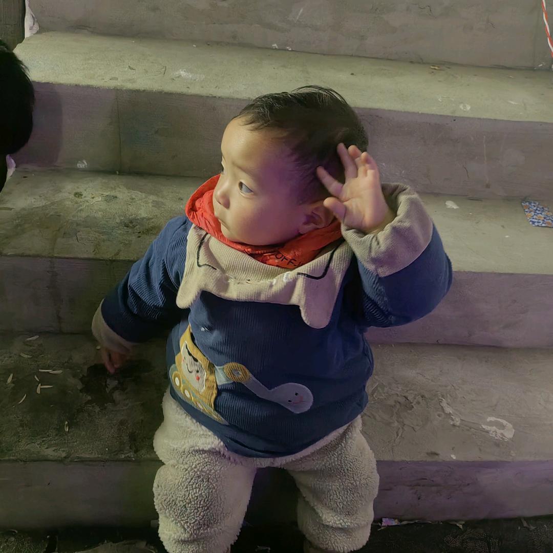 半挂-彬爱打篮球