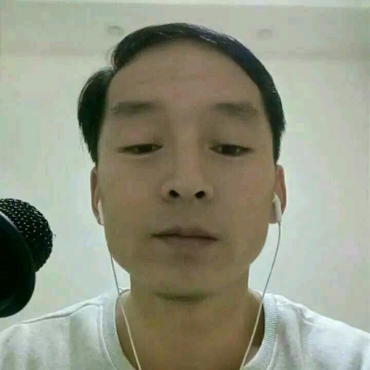 ！历小哥！爱钓鱼！