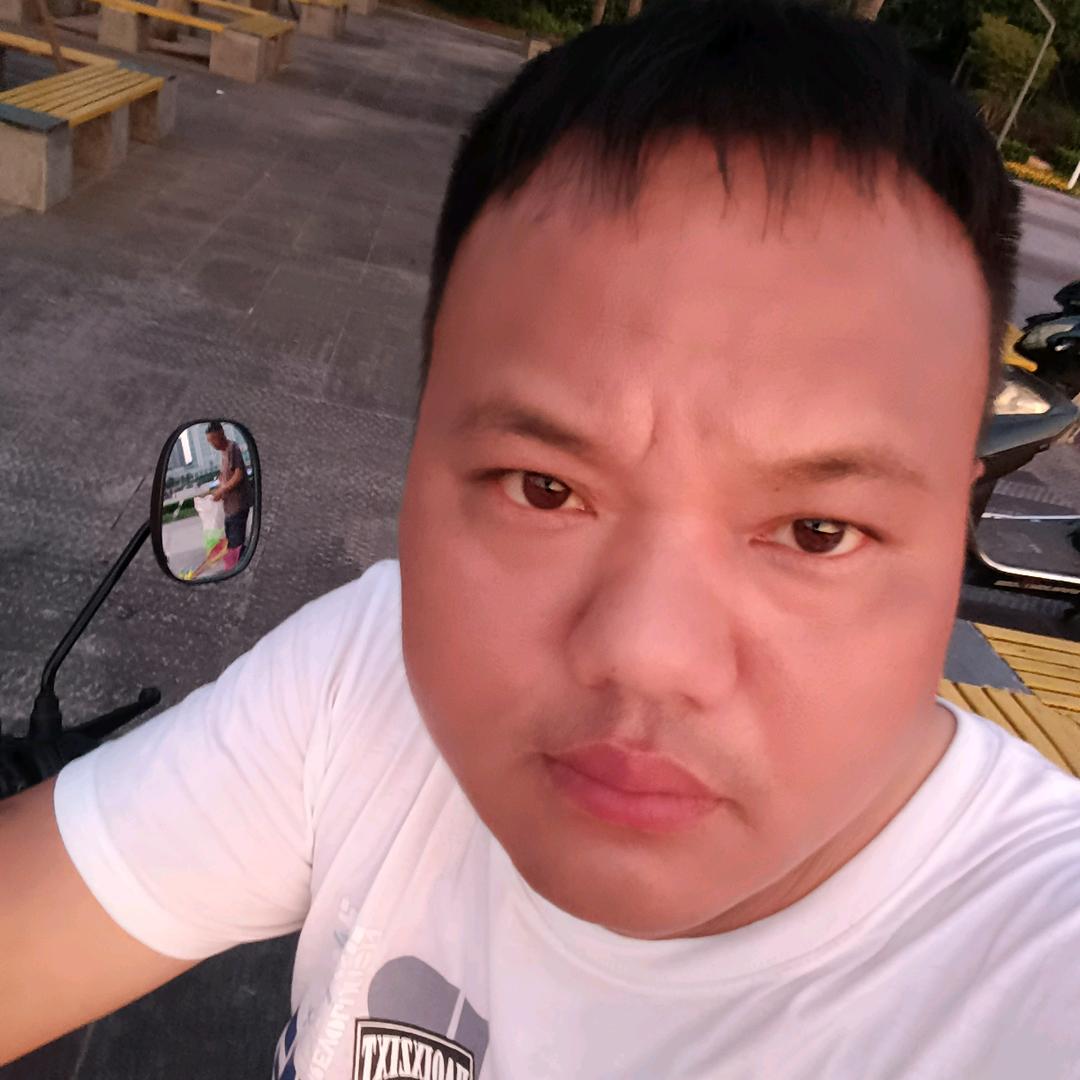 aW阿伟