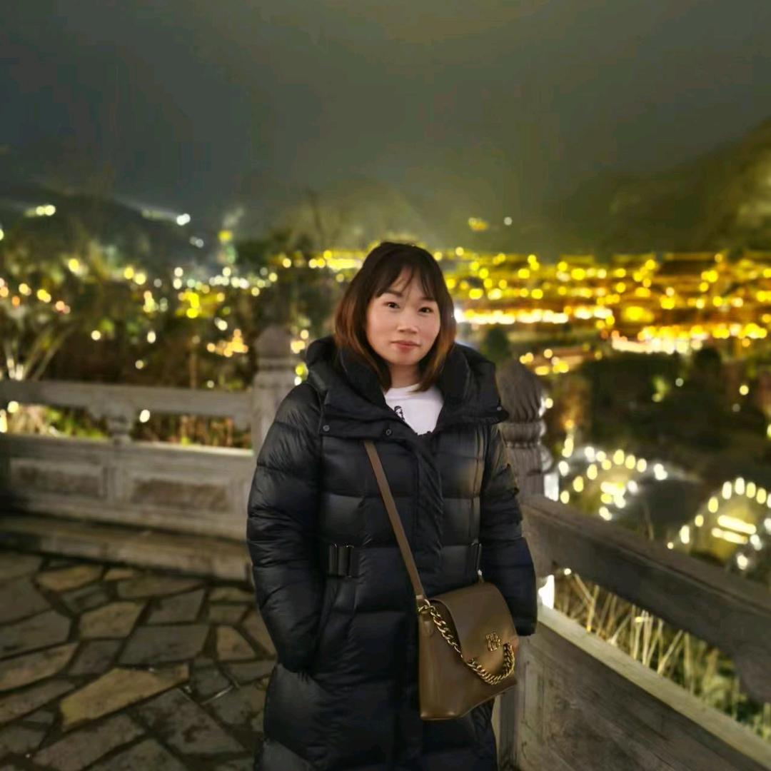 小卢孃