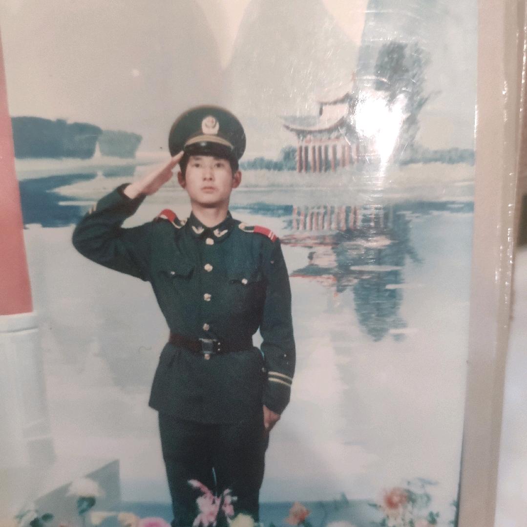 我不做大哥好多年。