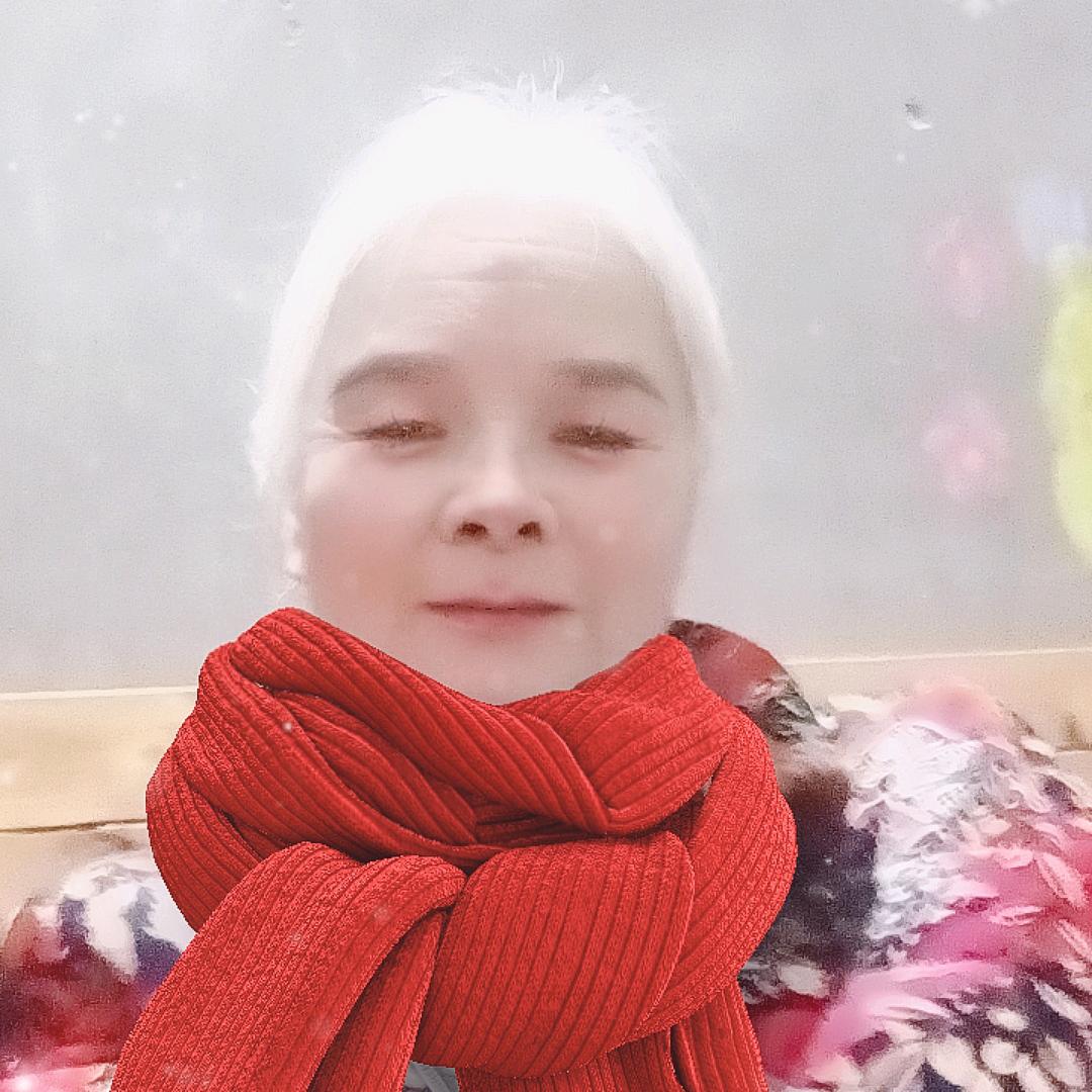 芬芬姐姐头像