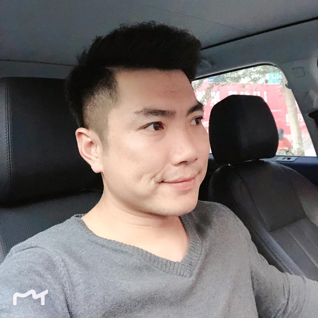 桂龙果业 伍见成