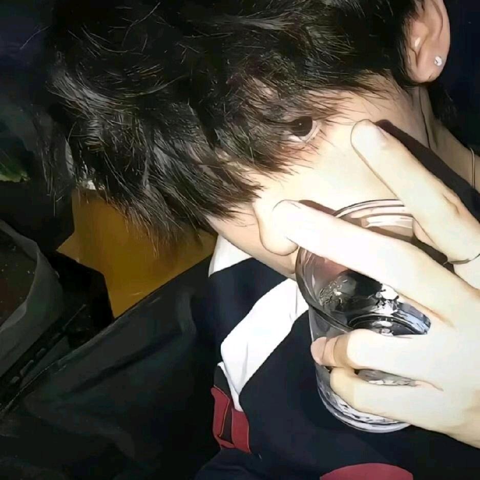 乐意.