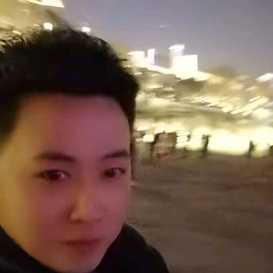 🌈 严飞飞 🎙️