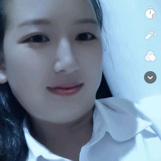 ʕ·͡ˑ·ཻʔ微笑$向钱$