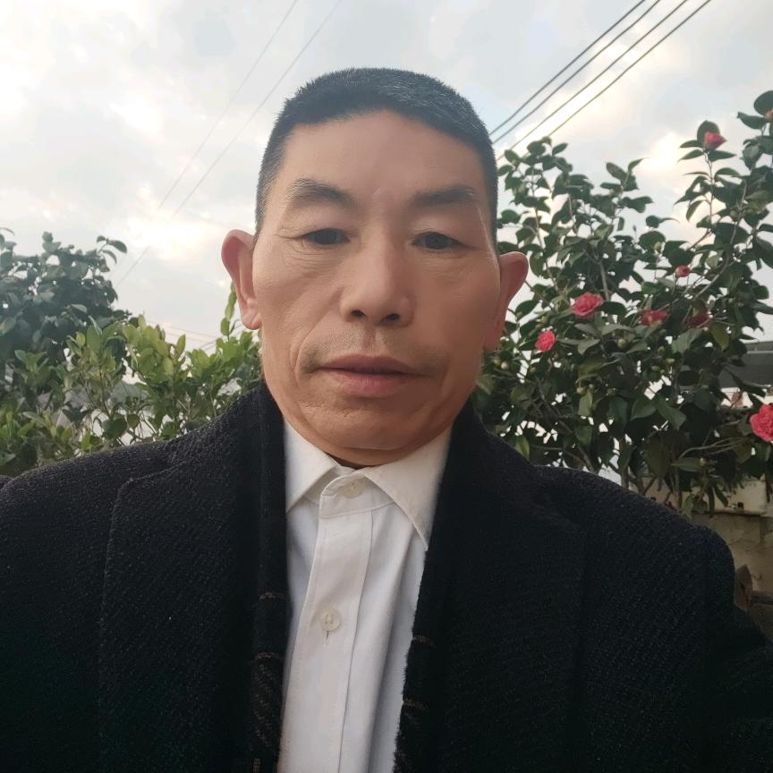 谢世友，晚上8点开播收购农产品。