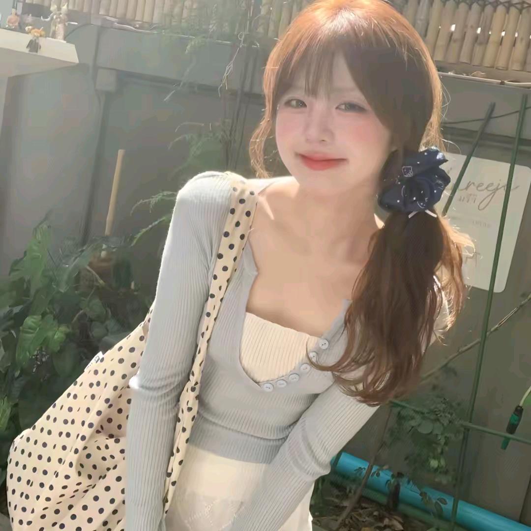 芳 芳