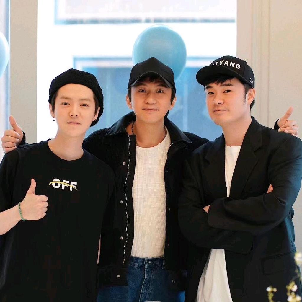 孤独的根号三：