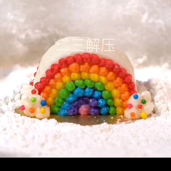 二三解压食玩世界