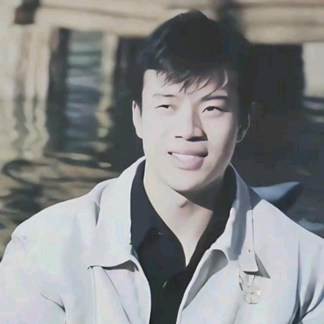 大 哥 哥（朝阳生产队）