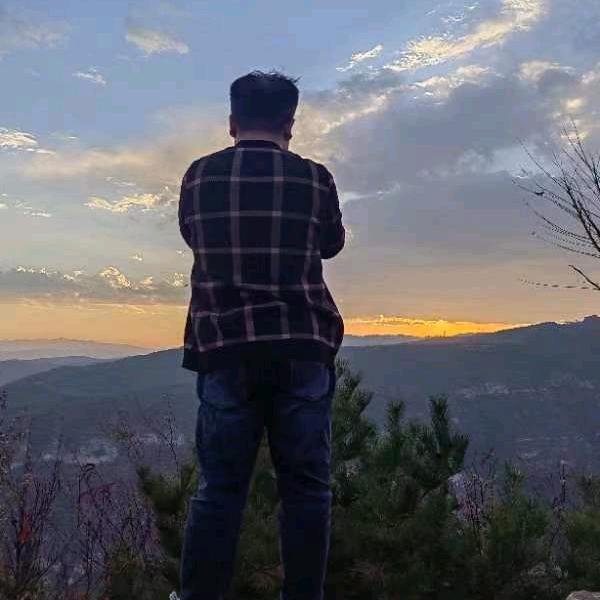 青春已逝，人生如戏