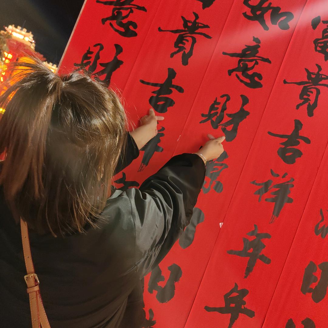 用心经营的童装店主