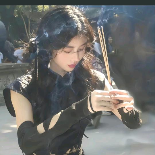 性感母蛇精COS猫耳娘勾引牛爷爷家葫芦