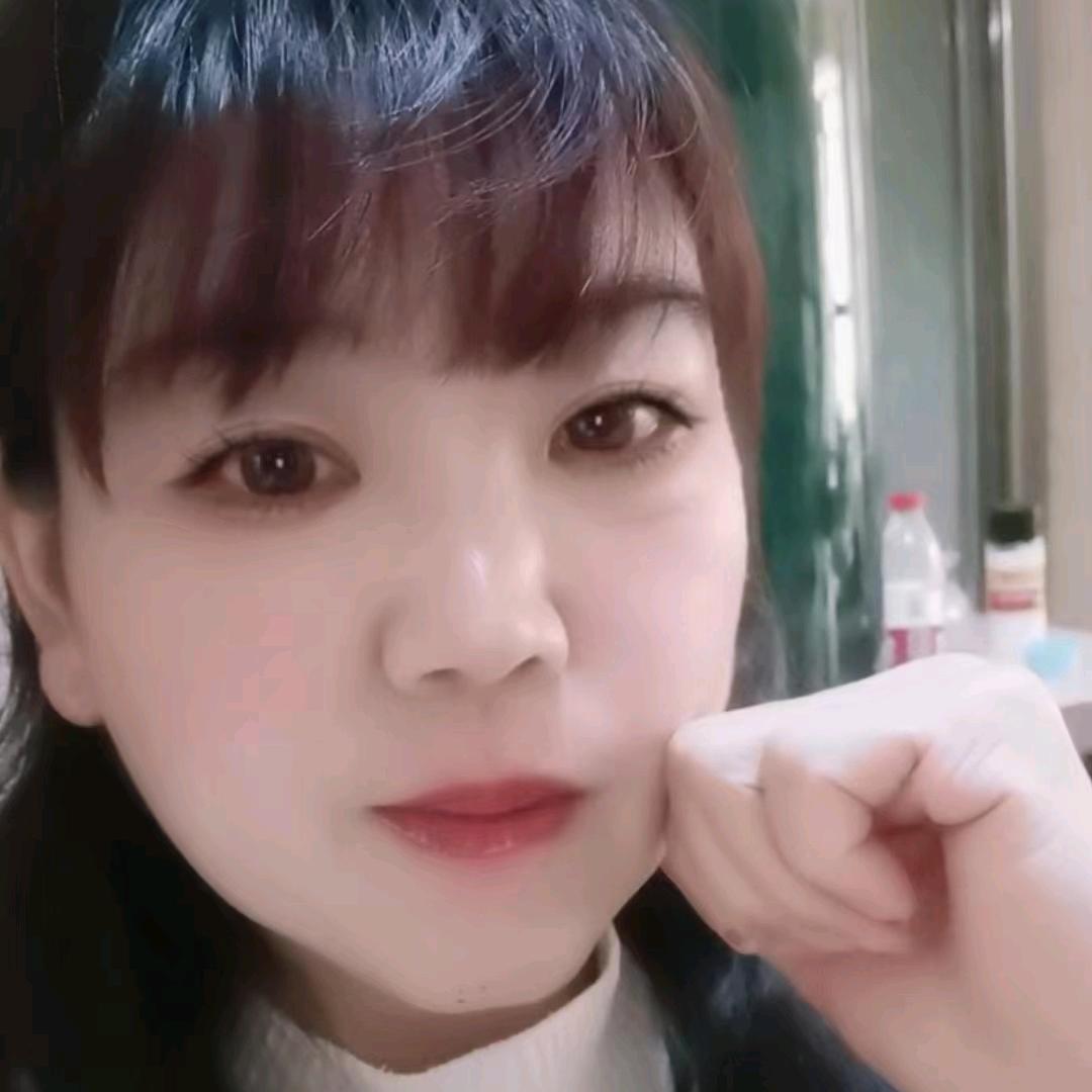 浅浅一笑，🙂🙂🙂