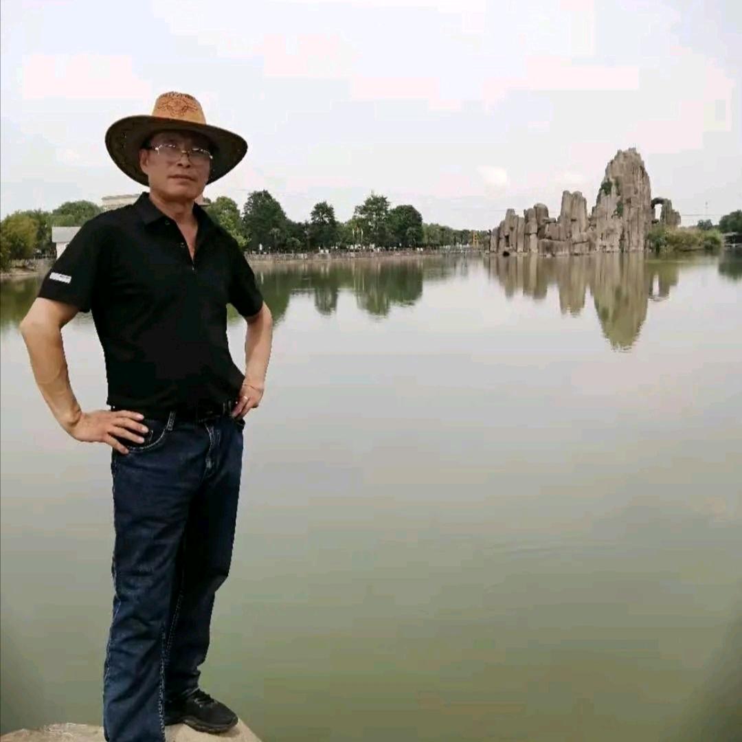 一言九鼎铺砖设计壁龛