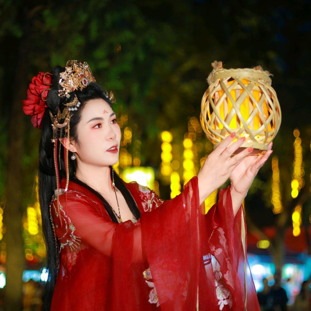 婷美《王家二小姐》