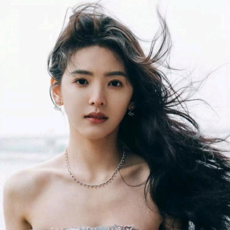 小杰吃饭不张嘴