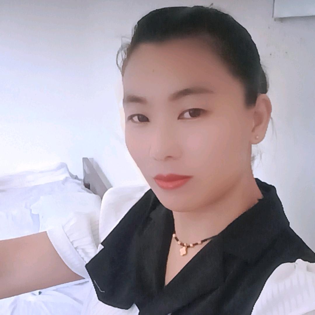 爱笑的女孩