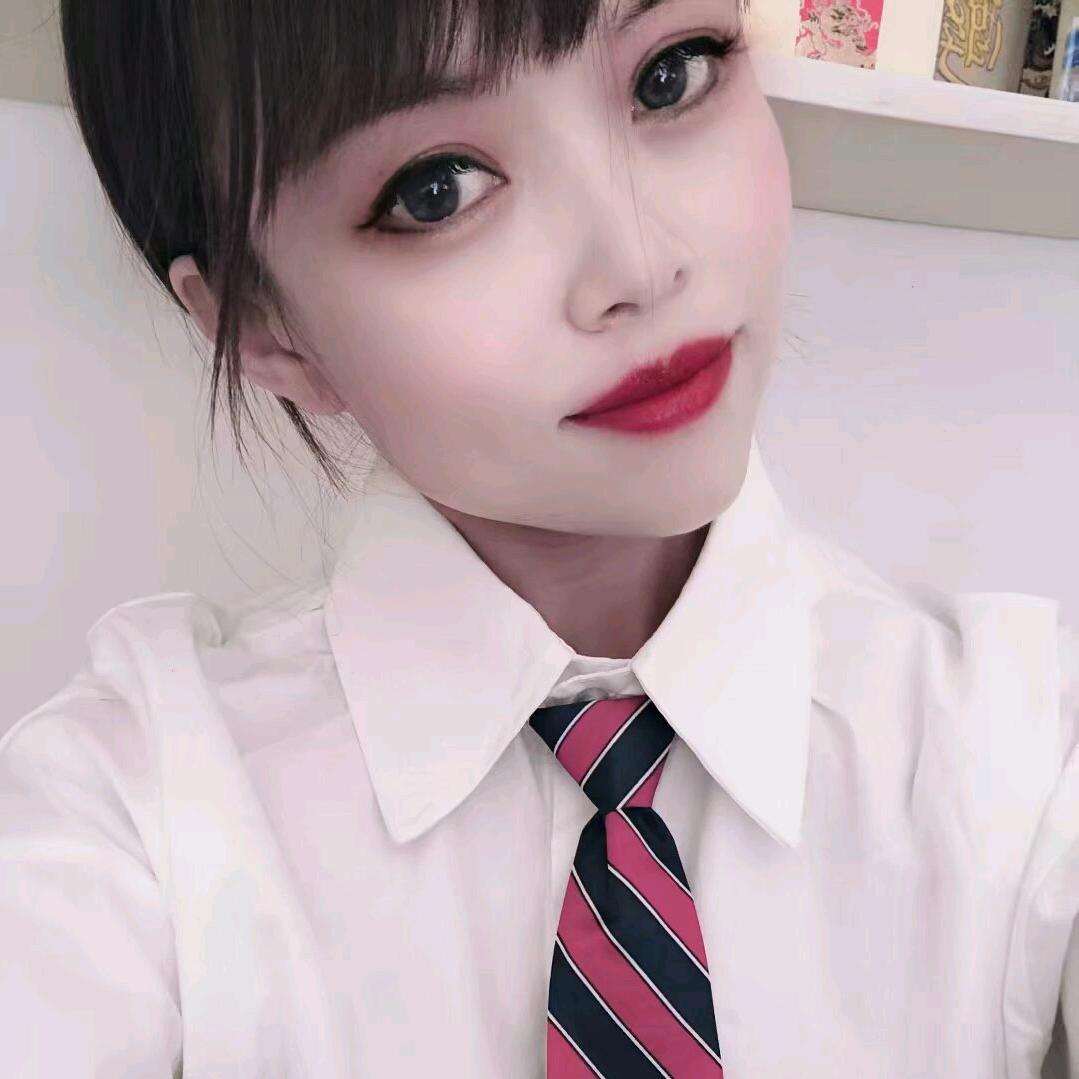 林   深   时    雾    起