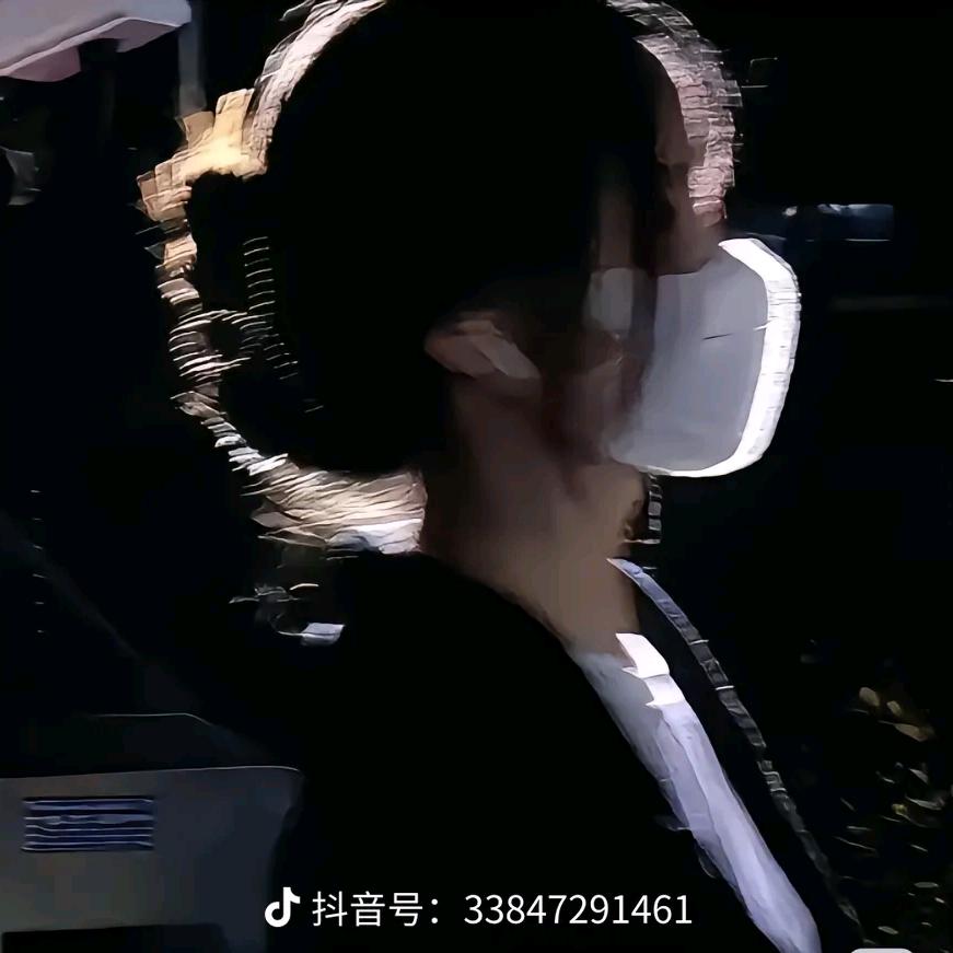 ℳঞ ໌້ᮨ半颗糖💗
