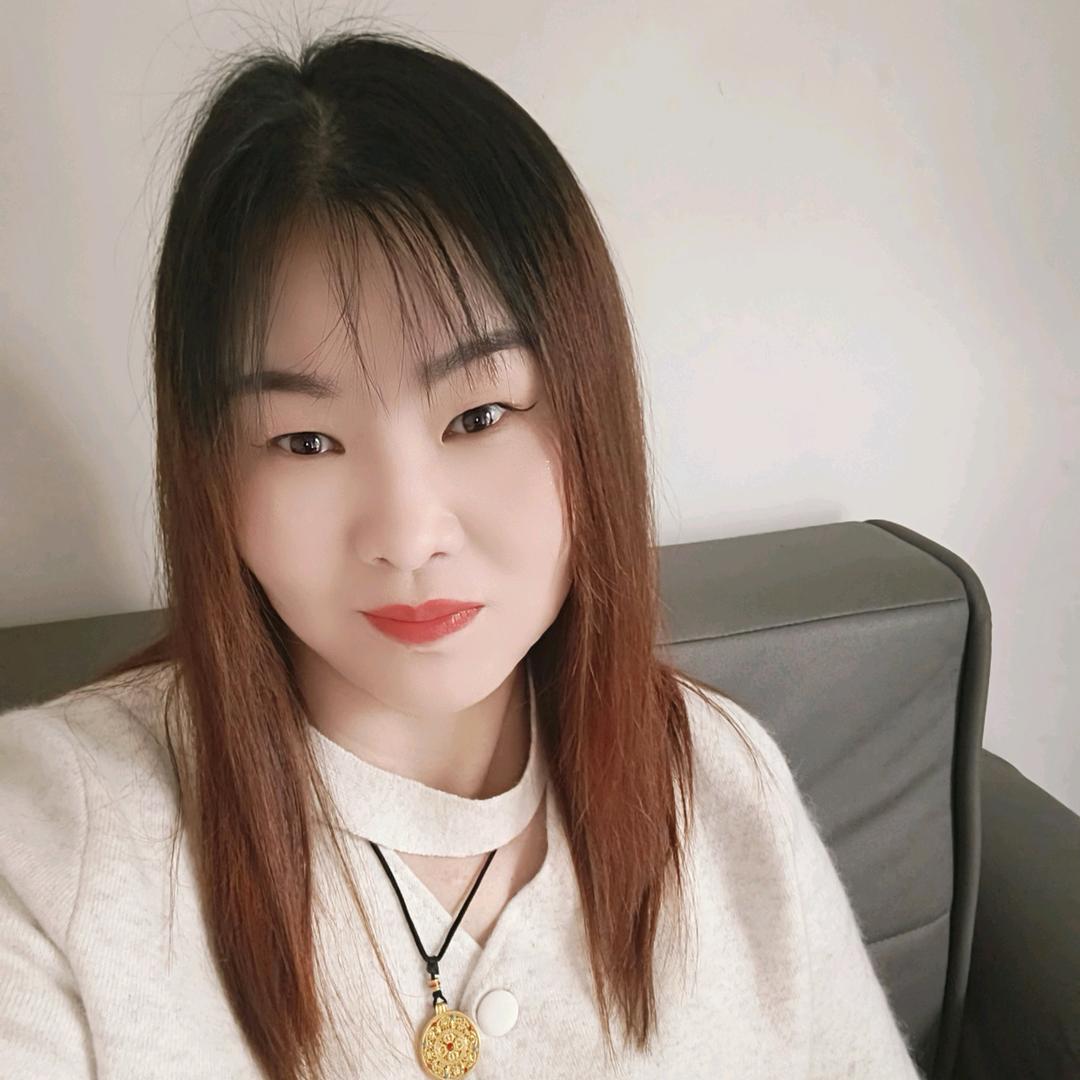 小霞