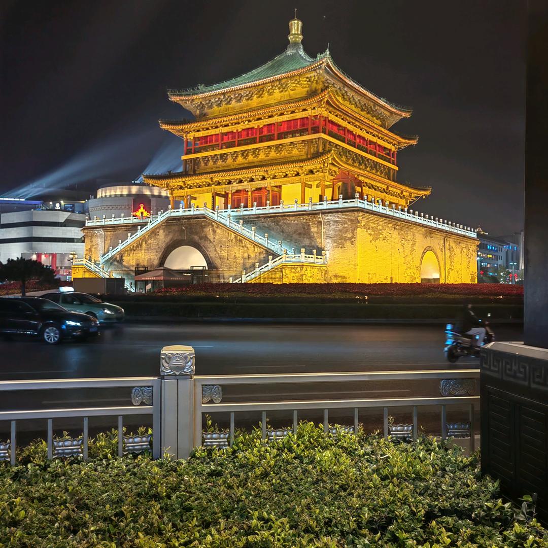 青春已过万重山