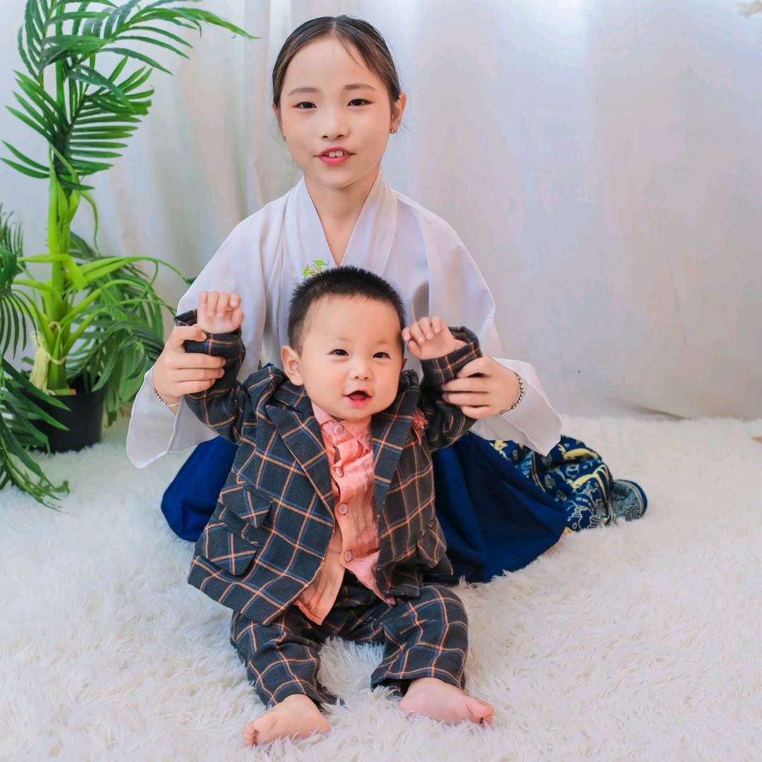 刘瑞  爱唱歌