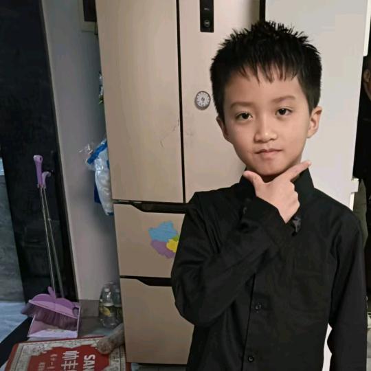 汤梓豪爸爸