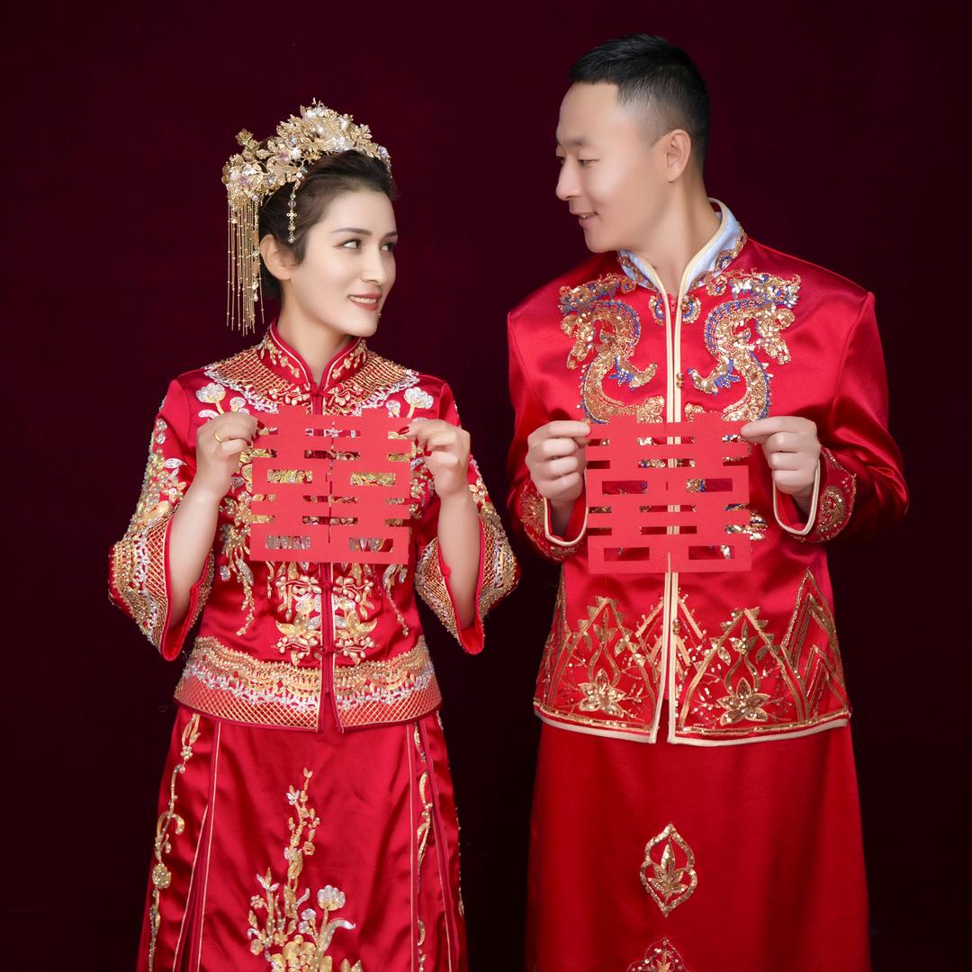 维吾尔族姑娘在东北